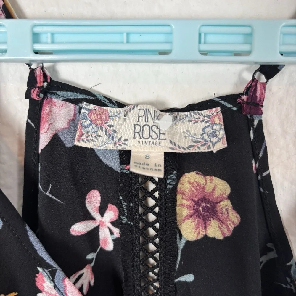 Pink Rose Womens Shirt Sz S Small Tank Top Sleeveless Floral Excellent - Picture 2 of 7